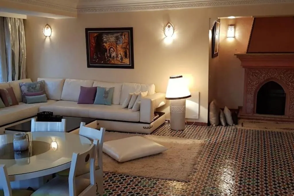 Typical Large Central Appt In Gueliz With Nice View مراكش 0*,  المغرب