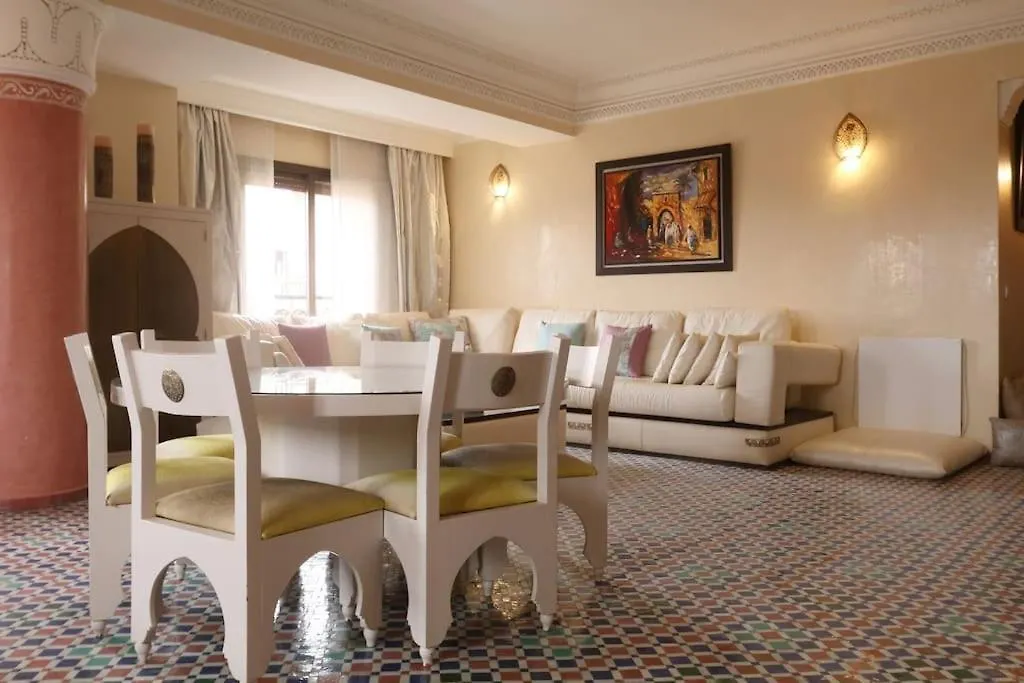 Typical Large Central Appt In Gueliz With Nice View مراكش 0*,